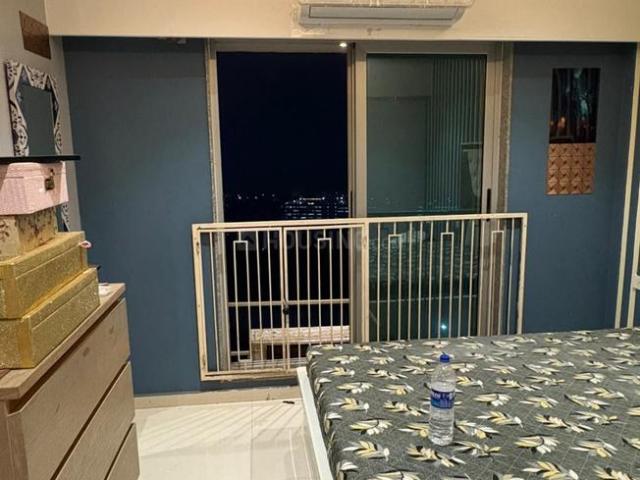 2 BHK Apartment in Vikhroli West for rent Mumbai. The reference number is 21204572