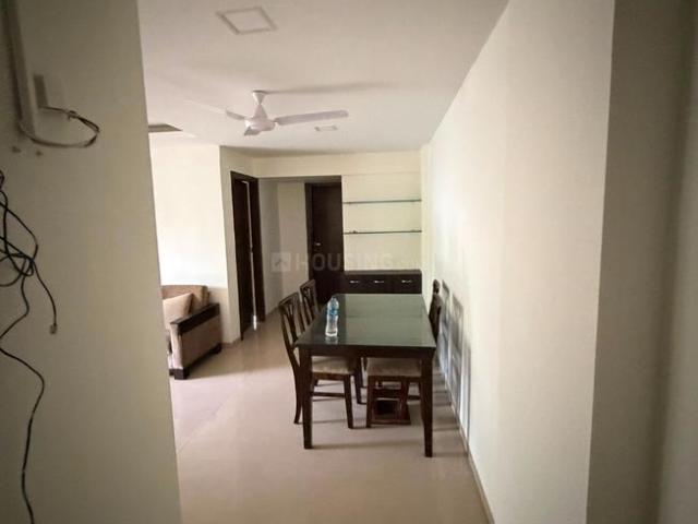 2 BHK Apartment in Vile Parle West for rent Mumbai. The reference number is 20751098