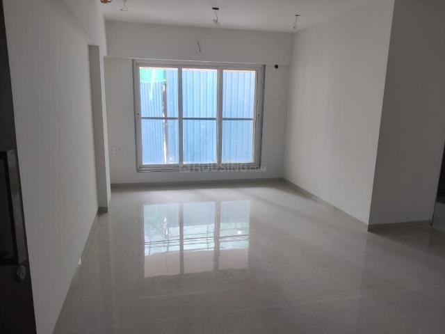 2 BHK Apartment in Vile Parle West for resale Mumbai. The reference number is 18532119