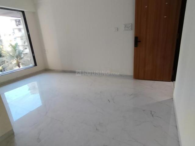 2 BHK Apartment in Vile Parle West for resale Mumbai. The reference number is 20021158