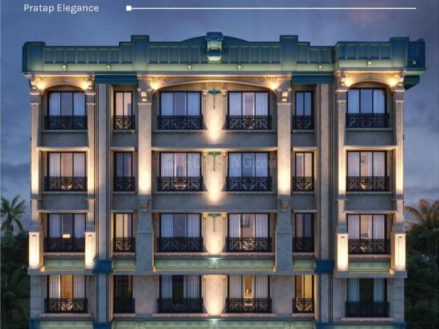 2 BHK Apartment in Vile Parle West for resale Mumbai. The reference number is 20069339