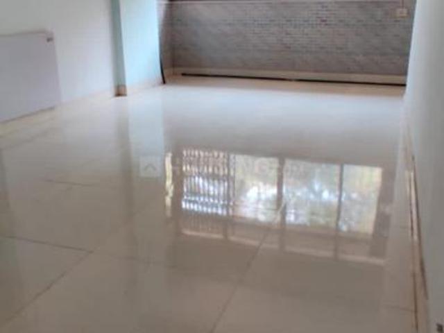 2 BHK Apartment in Vile Parle East for rent Mumbai. The reference number is 8817805