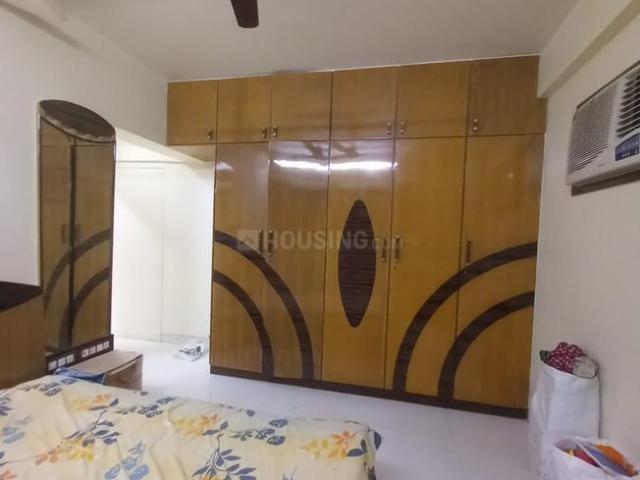 2 BHK Apartment in Vile Parle East for rent Mumbai. The reference number is 8848062