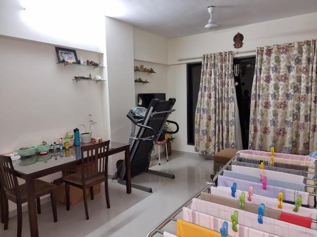2 BHK Apartment in Vile Parle East for rent Mumbai. The reference number is 8940047