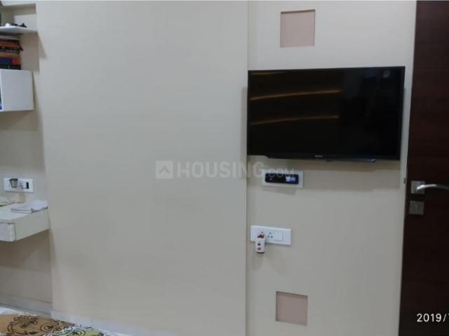 2 BHK Apartment in Vile Parle East for rent Mumbai. The reference number is 17274864