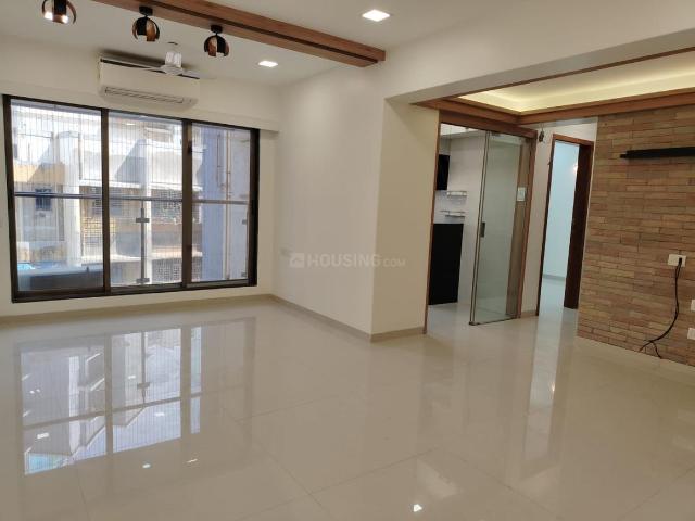 2 BHK Apartment in Vile Parle East for rent Mumbai. The reference number is 20001638