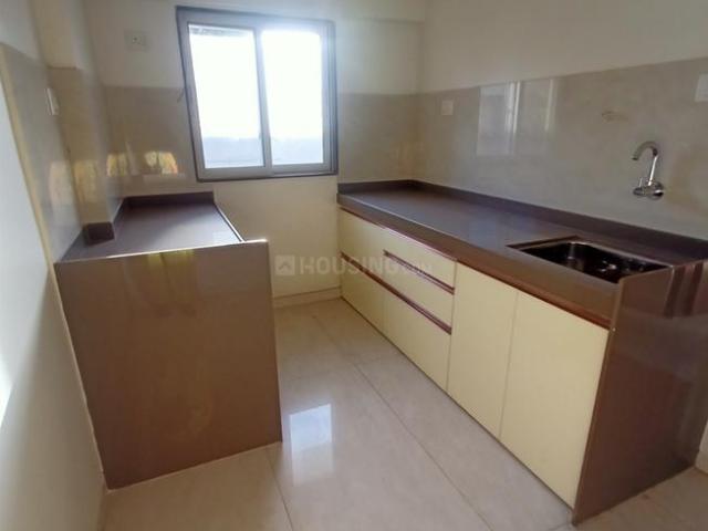 2 BHK Apartment in Vile Parle East for rent Mumbai. The reference number is 20340648