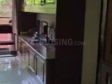 2 BHK Apartment in Vile Parle East for rent Mumbai. The reference number is 20422154