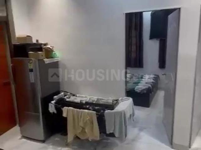 2 BHK Apartment in Vile Parle East for rent Mumbai. The reference number is 20425157