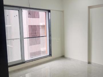 2 BHK Apartment in Vile Parle East for rent Mumbai. The reference number is 20559273