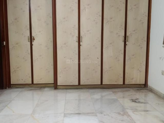 2 BHK Apartment in Vile Parle East for rent Mumbai. The reference number is 20514719