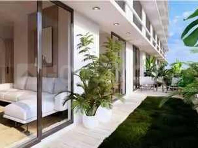 2 BHK Apartment in Vile Parle East for resale Mumbai. The reference number is 21198958