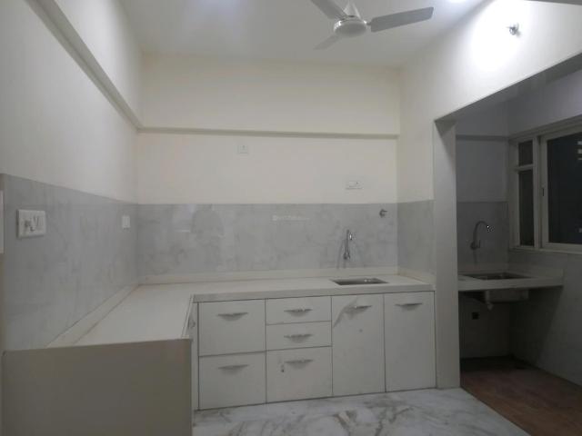 2 BHK Apartment in Viman Nagar for rent Pune. The reference number is 18367449
