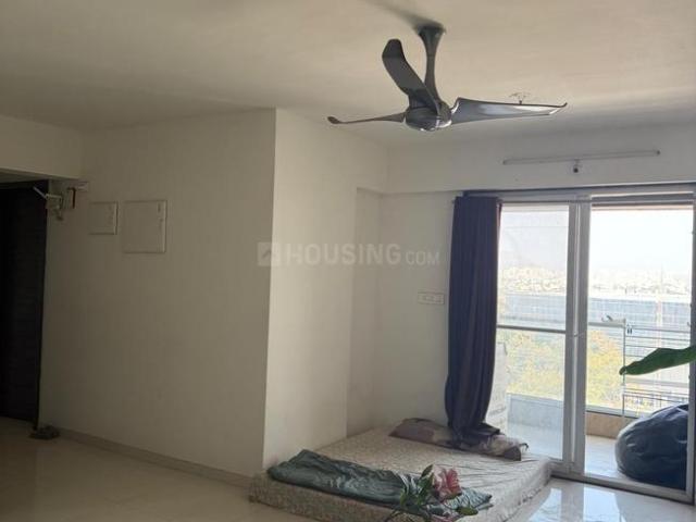 2 BHK Apartment in Viman Nagar for rent Pune. The reference number is 19684772