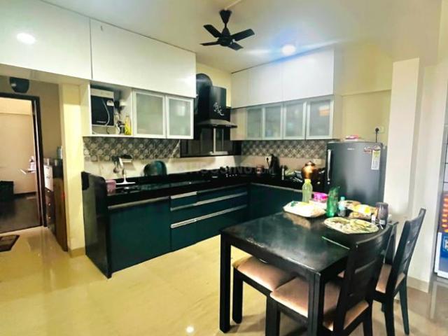 2 BHK Apartment in Viman Nagar for rent Pune. The reference number is 21099557