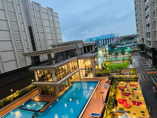 2 BHK Apartment in Viman Nagar for rent Pune. The reference number is 21029135