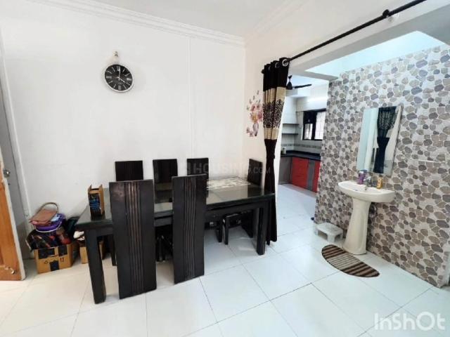 2 BHK Apartment in Viman Nagar for rent Pune. The reference number is 21149109