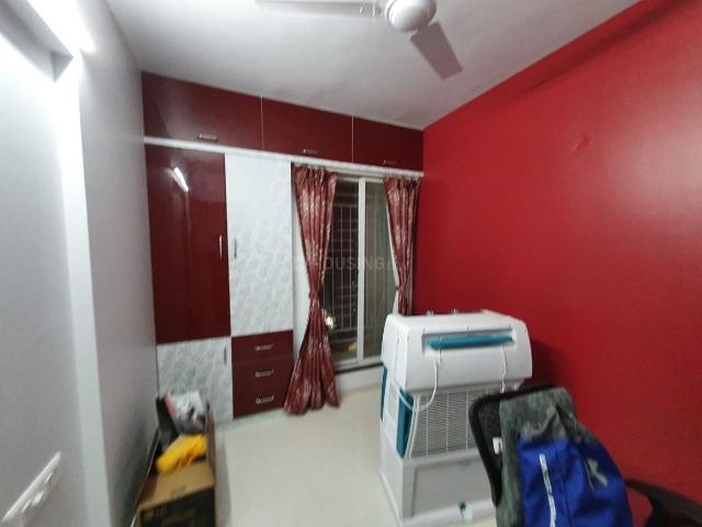 2 BHK Apartment in Viman Nagar for rent Pune. The reference number is 21131117