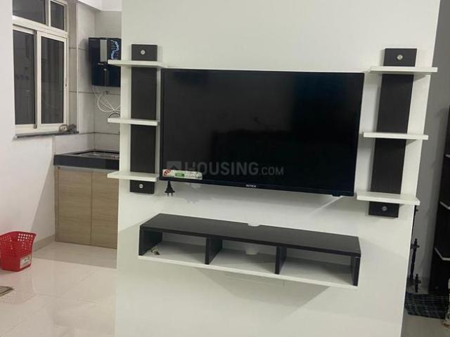2 BHK Apartment in Viman Nagar for resale Pune. The reference number is 19797173