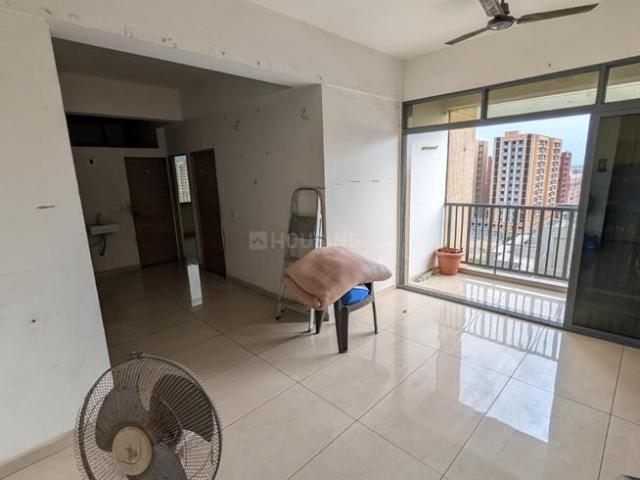 2 BHK Apartment in Vinzol for rent Ahmedabad. The reference number is 21023399