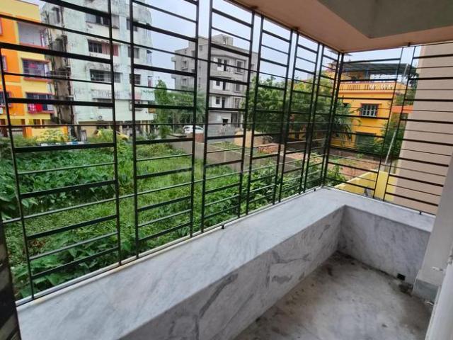 2 BHK Apartment in VIP Nagar for rent Kolkata. The reference number is 20650751