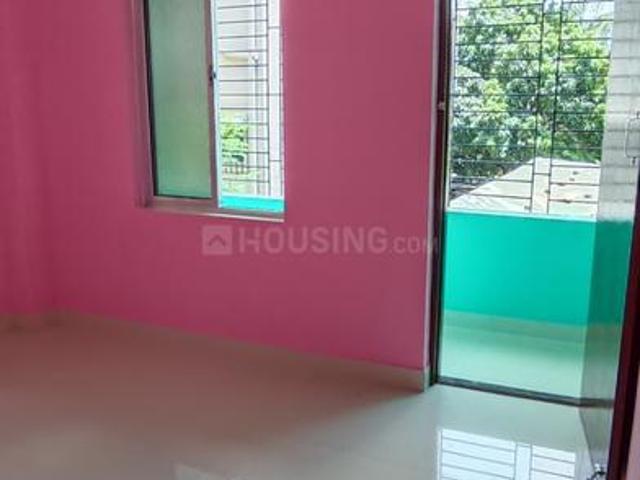 2 BHK Apartment in VIP Nagar for rent Kolkata. The reference number is 20828544