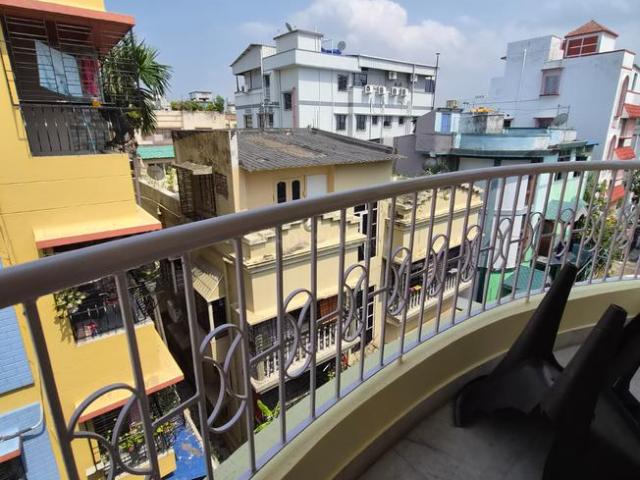 2 BHK Apartment in VIP Nagar for rent Kolkata. The reference number is 20927935