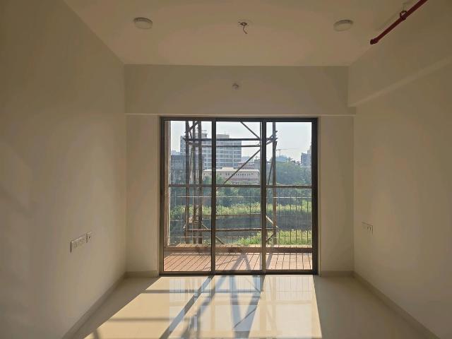 2 BHK Apartment in Virar East for resale Virar. The reference number is 21162554