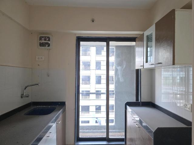 2 BHK Apartment in Virar West for resale Virar. The reference number is 19319820