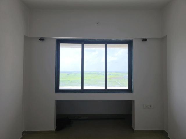 2 BHK Apartment in Virar West for resale Virar. The reference number is 21068956