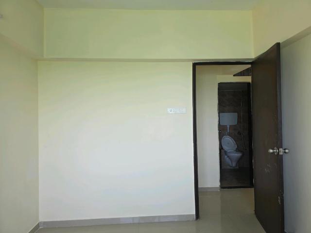 2 BHK Apartment in Virar West for resale Virar. The reference number is 21098382