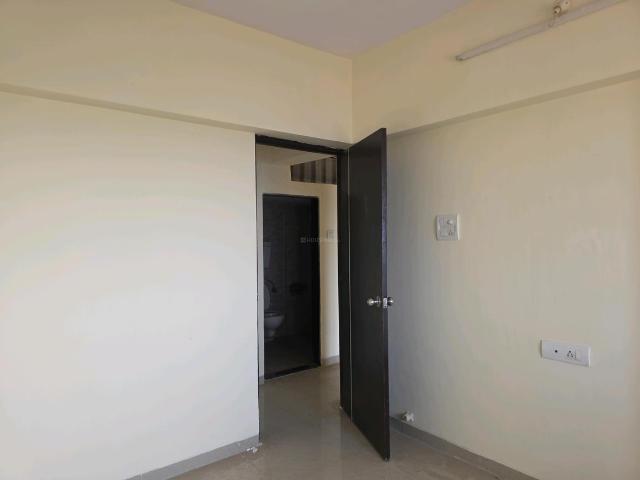 2 BHK Apartment in Virar West for resale Virar. The reference number is 21216571