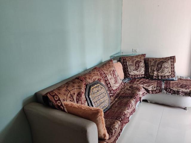 2 BHK Apartment in Vishrantwadi for rent Pune. The reference number is 20775700