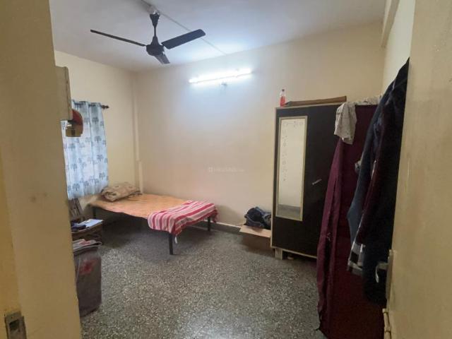 2 BHK Apartment in Vishrantwadi for rent Pune. The reference number is 20812205