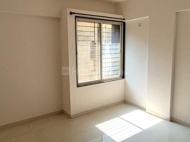 2 BHK Apartment in Vishrantwadi for rent Pune. The reference number is 20102201