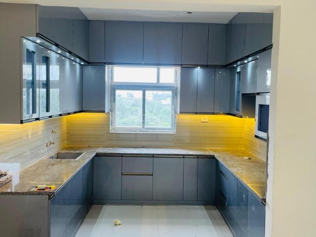 2 BHK Apartment in Vrindavan Yojana for rent Lucknow. The reference number is 18247644