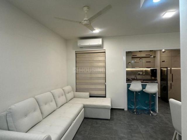 2 BHK Apartment in Vyttila for rent Kochi. The reference number is 20713356