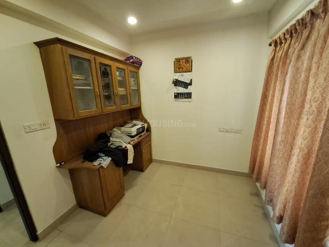 2 BHK Apartment in Vyttila for resale Kochi. The reference number is 20003341
