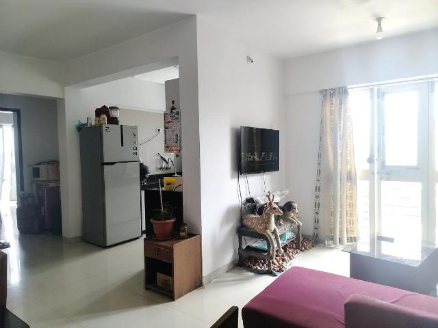 2 BHK Apartment in Yewalewadi for rent Pune. The reference number is 21164094