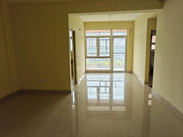 2 BHK Apartment in Yeida for rent Greater Noida. The reference number is 18525686