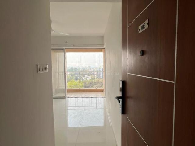 2 BHK Apartment in Yerawada for rent Pune. The reference number is 21138157
