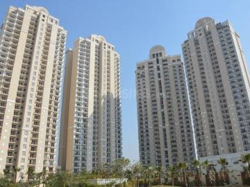 2 BHK Apartment in Zeta I for resale Greater Noida. The reference number is 20008098