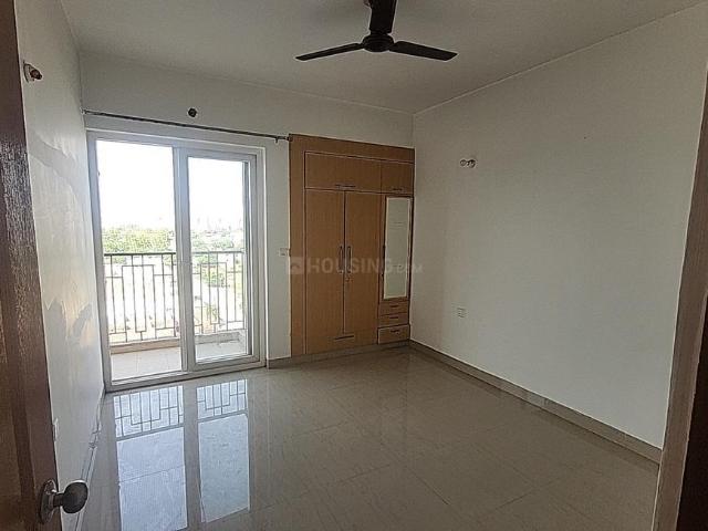 2 BHK Apartment in Zeta I for resale Greater Noida. The reference number is 20233904
