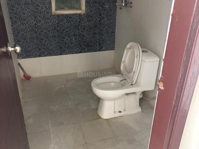 2 BHK Apartment in Zeta I for resale Greater Noida. The reference number is 21091647