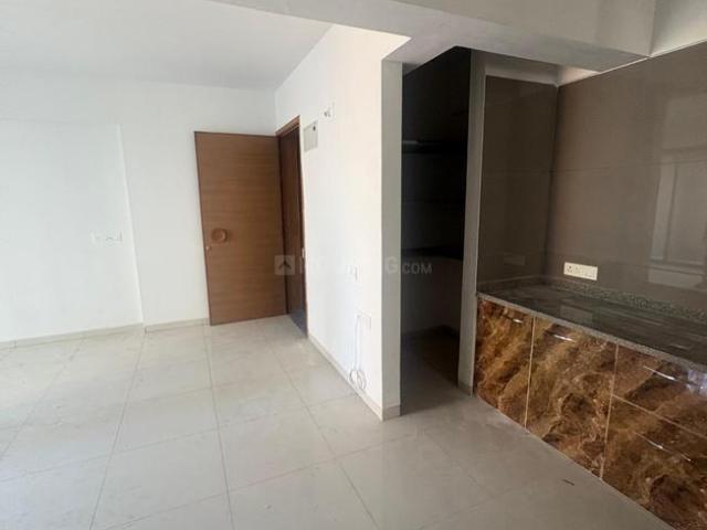 2 BHK Apartment in Zundal for rent Ahmedabad. The reference number is 21126489