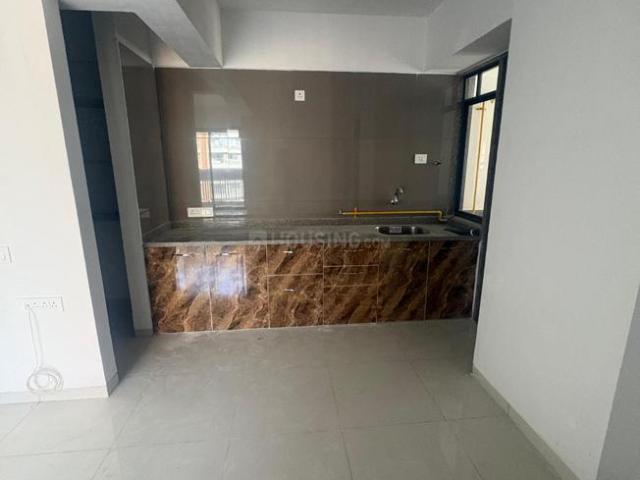 2 BHK Apartment in Zundal for rent Ahmedabad. The reference number is 21132227