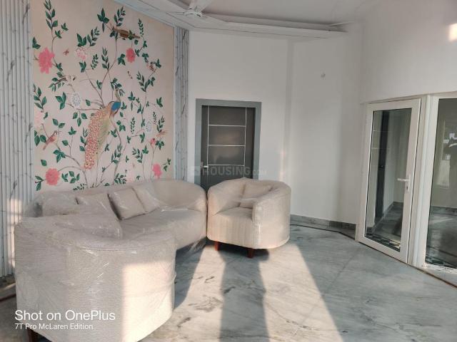2 BHK Duplex in Canal Road for rent Dehradun. The reference number is 18668139