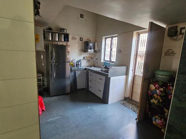 2 BHK Duplex in Ahmedabad Cantonment for resale Ahmedabad. The reference number is 19017445