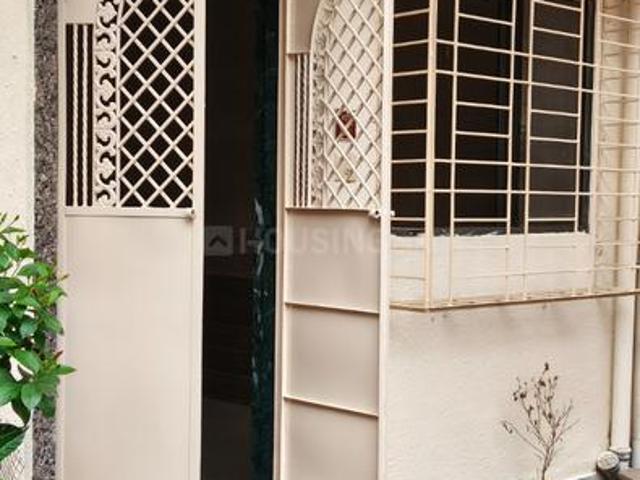 2 BHK Duplex in Borivali West for rent Mumbai. The reference number is 21095701