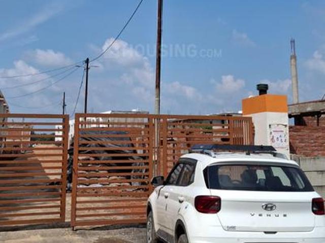 2 BHK Duplex in Bakshi Ka Talab for resale Lucknow. The reference number is 21201939